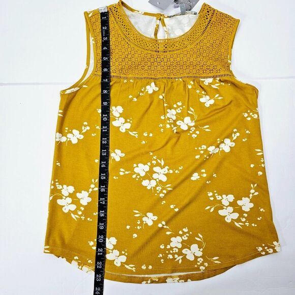 Daniel Rainn Women's Yellow Crochet Yoke Sleeveless Floral Top Size XSP NWT - Picture 15 of 15
